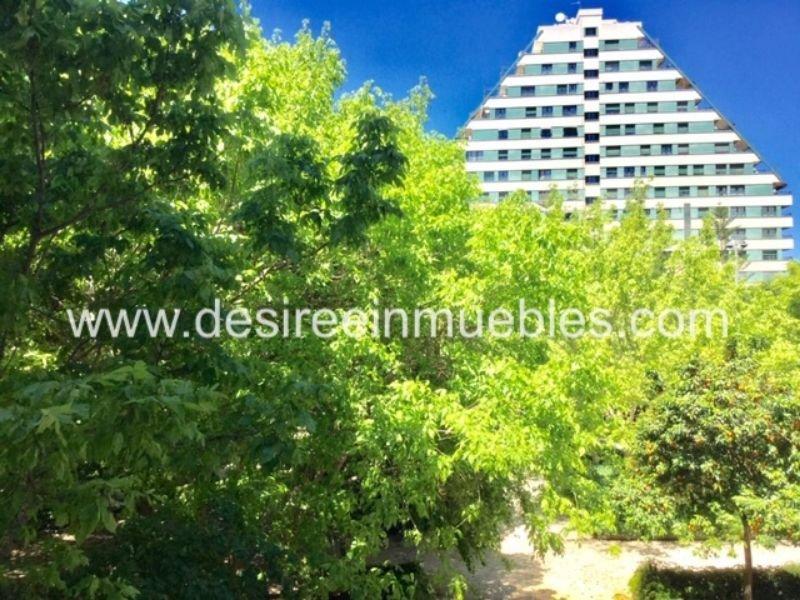 For rent of office in Valencia