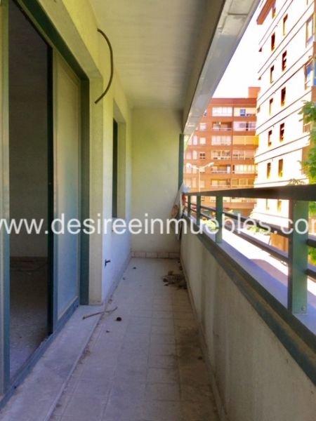 For rent of office in Valencia