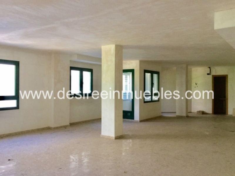 For rent of office in Valencia