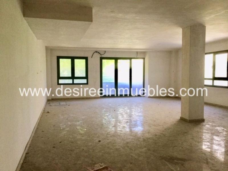 For rent of office in Valencia