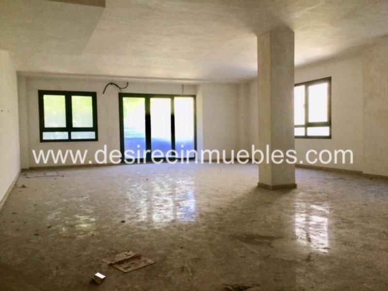 For rent of office in Valencia