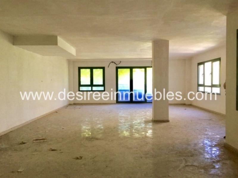 For rent of office in Valencia