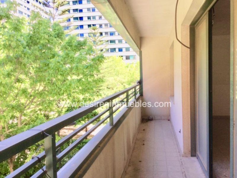 For rent of office in Valencia