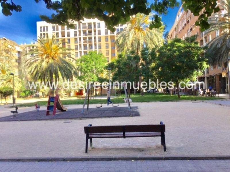 Venta de local en Valencia