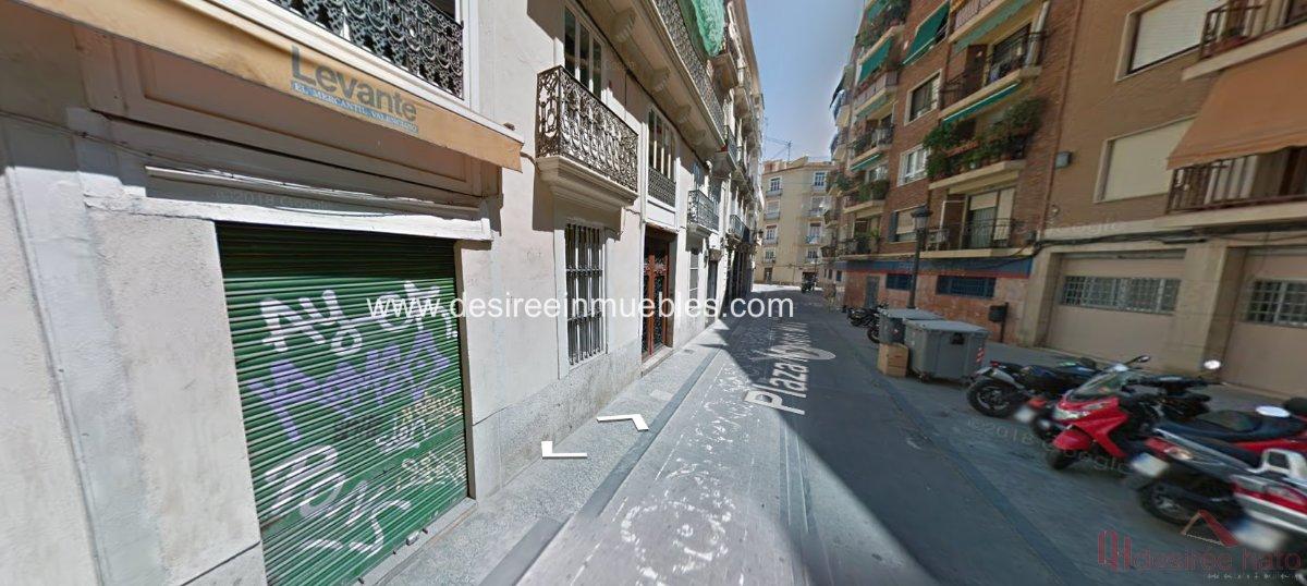 For rent of commercial in Valencia