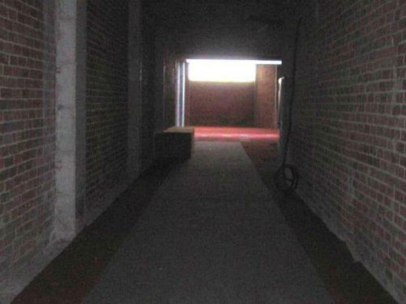 Til salg fra forretningslokale i Valencia