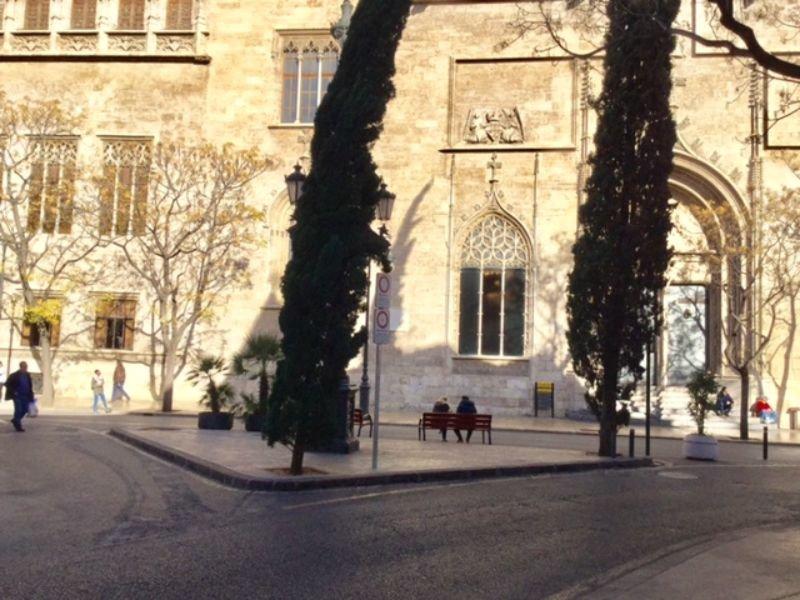 For sale of building in Valencia