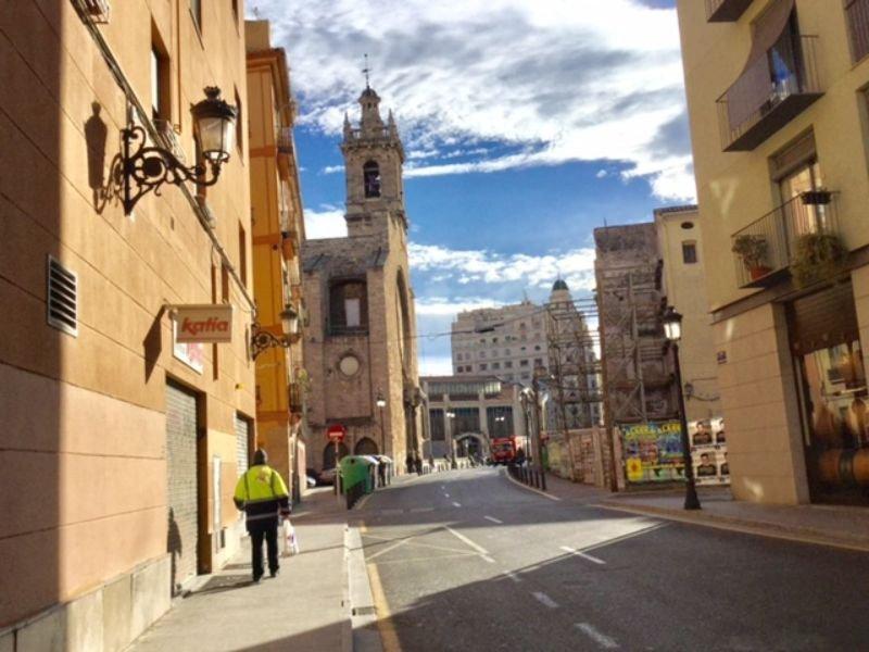 For sale of building in Valencia
