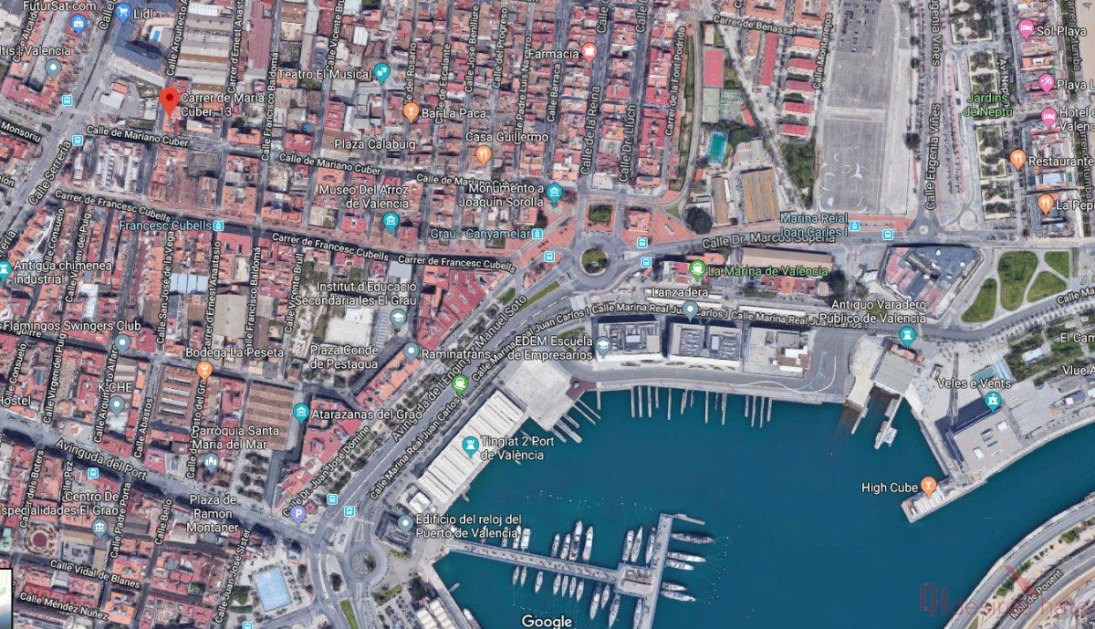 For sale of land in Valencia