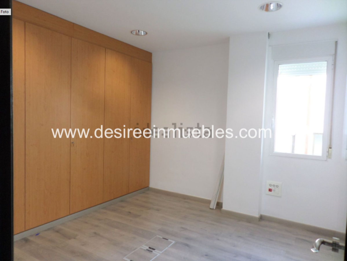 For rent of office in Valencia