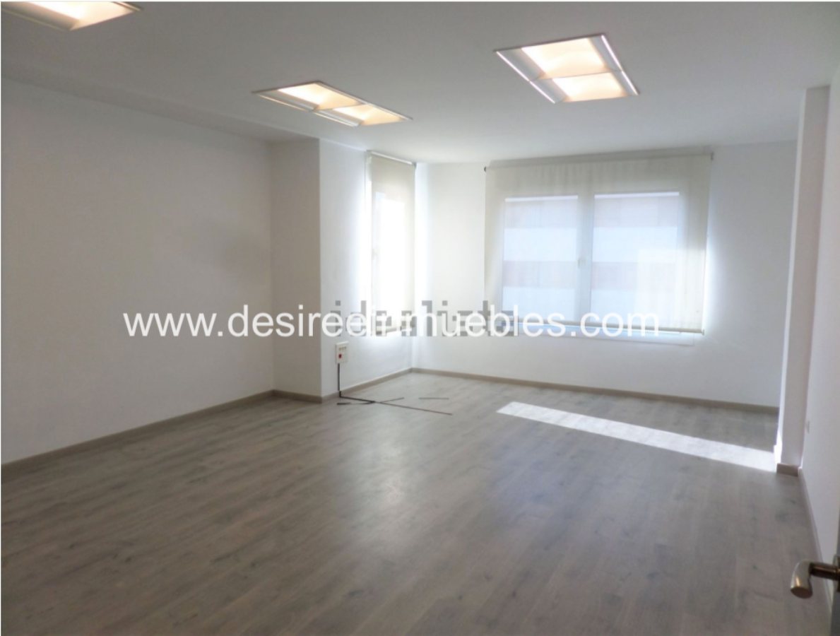 For rent of office in Valencia