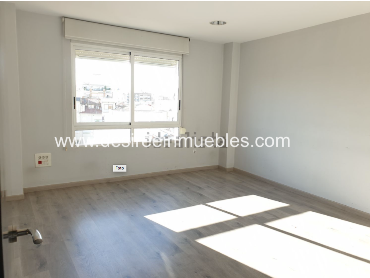 For rent of office in Valencia
