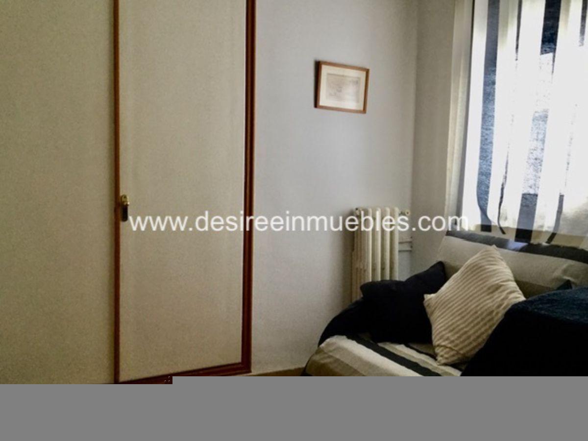 For sale of flat in Valencia