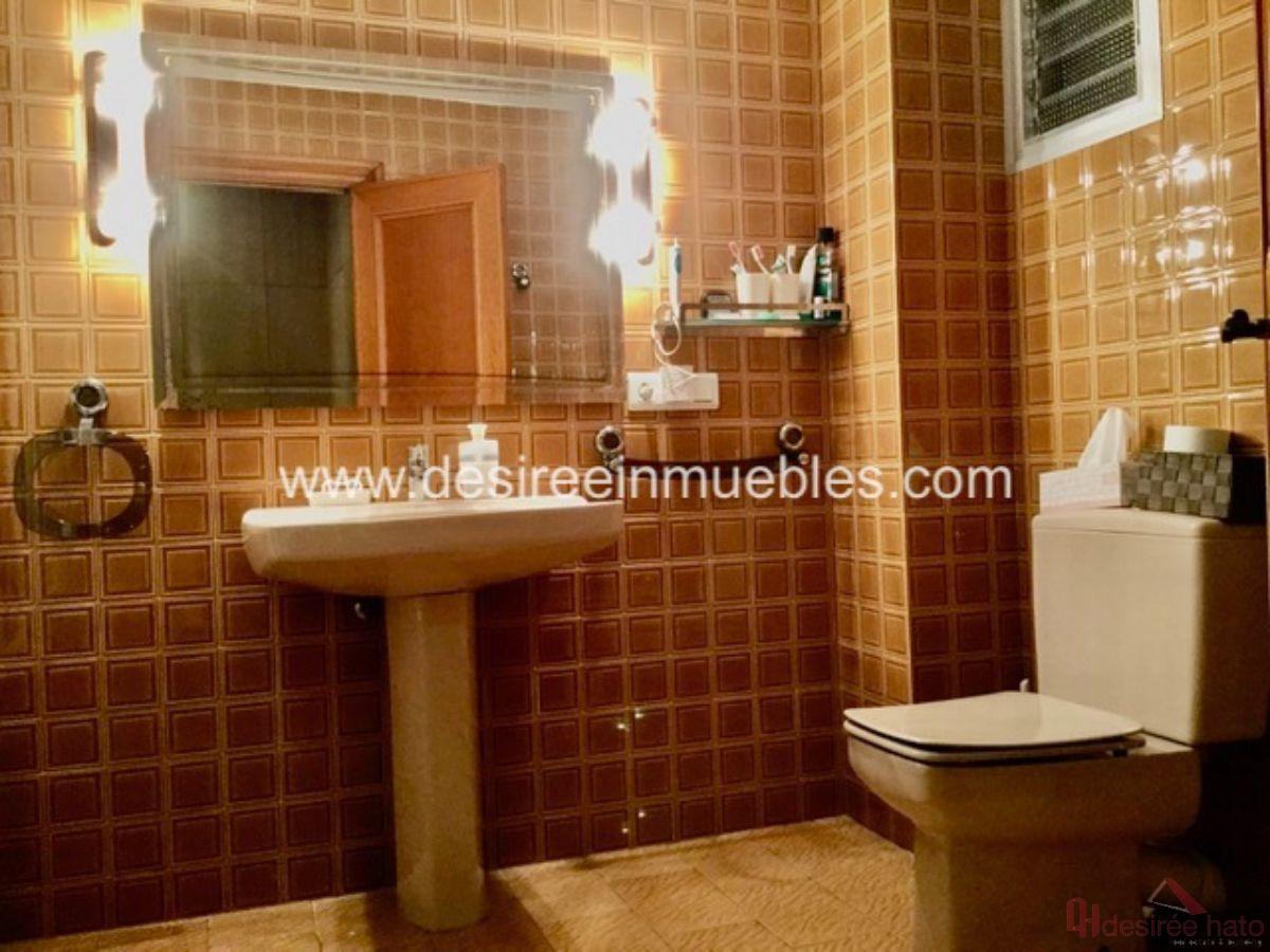 For sale of flat in Valencia