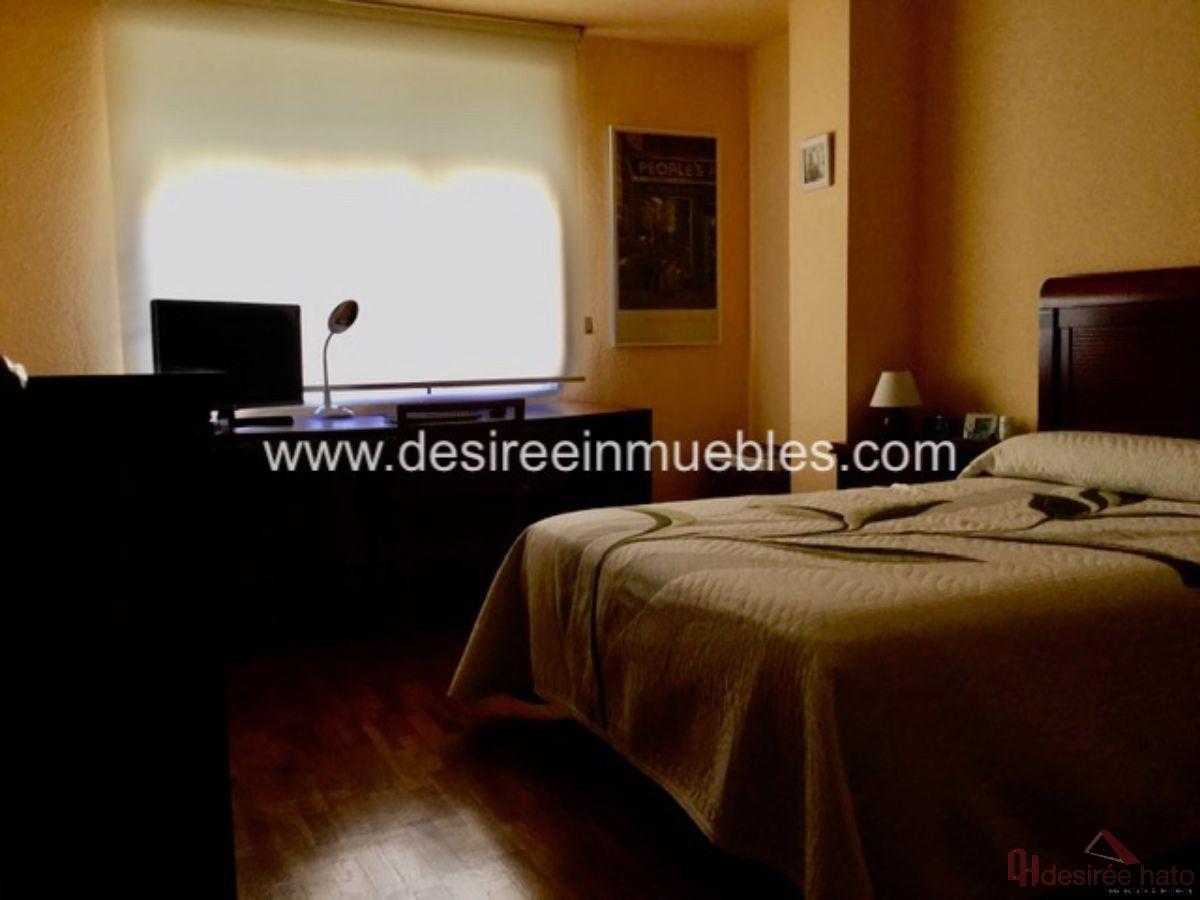 For sale of flat in Valencia
