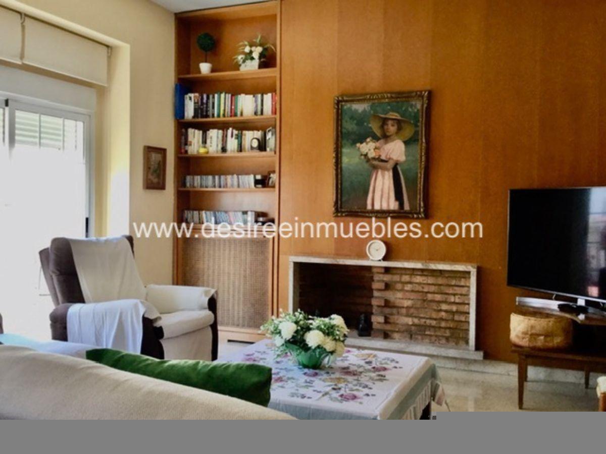 For sale of flat in Valencia