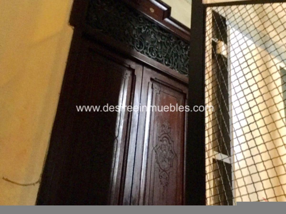 For sale of flat in Valencia