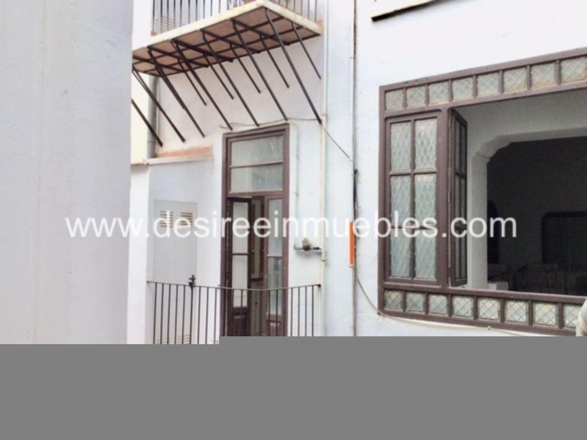 For sale of flat in Valencia