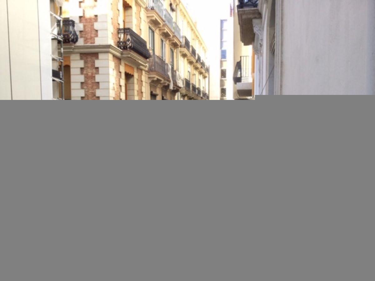 For sale of flat in Valencia