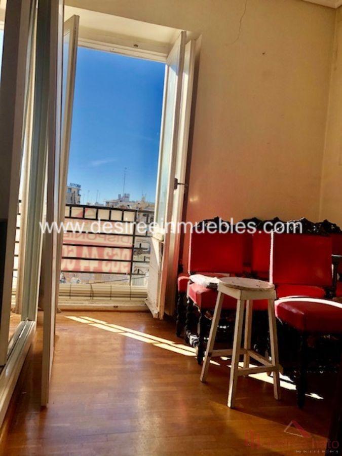 For sale of flat in Valencia