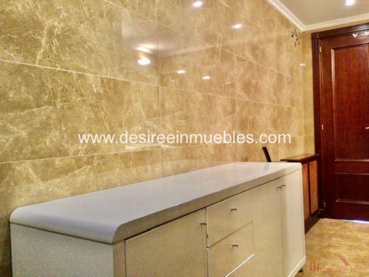 Sprzedaż z mieszkanie w Valencia