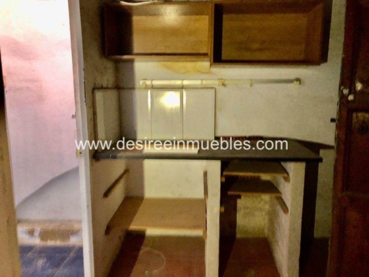 For rent of commercial in Valencia
