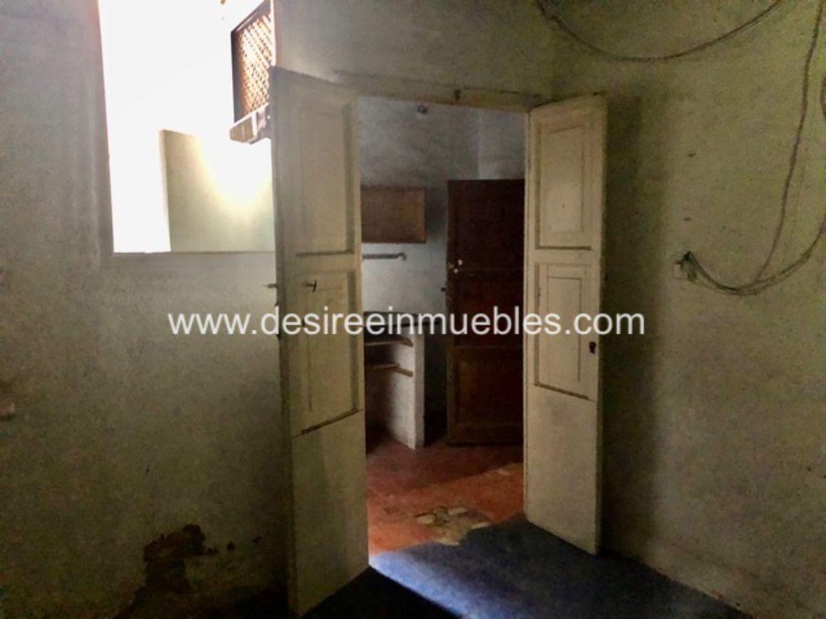 For rent of commercial in Valencia