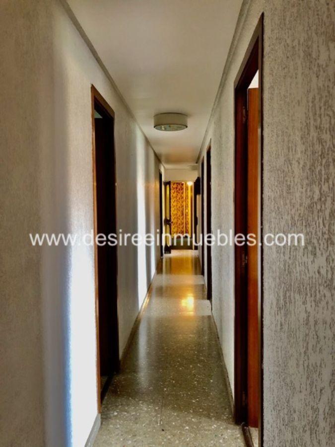 For sale of flat in Valencia