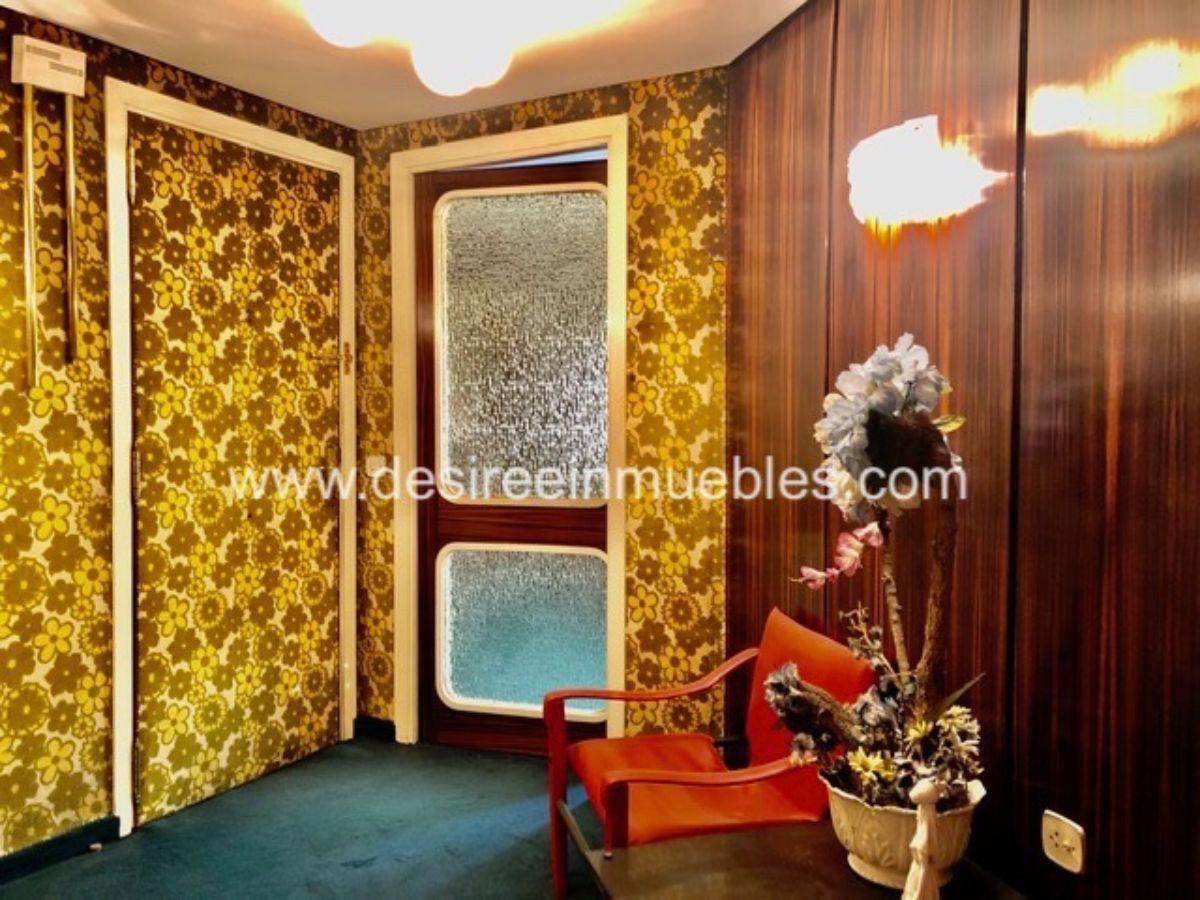 For sale of flat in Valencia