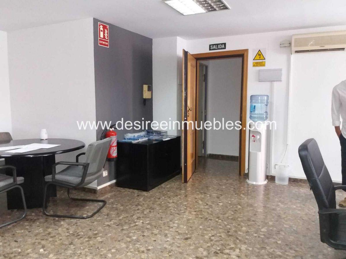 For sale of office in Valencia