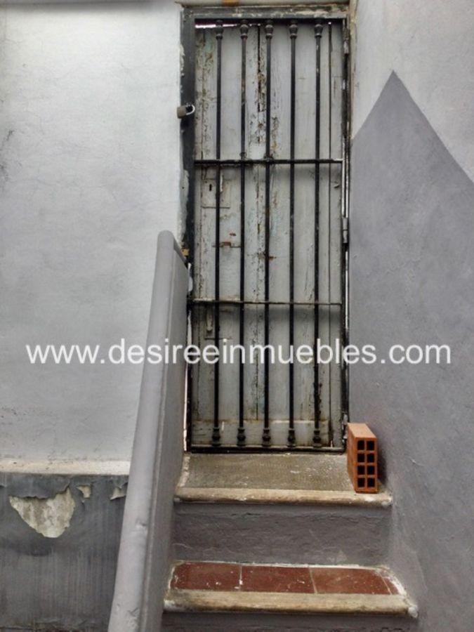 For sale of building in Valencia