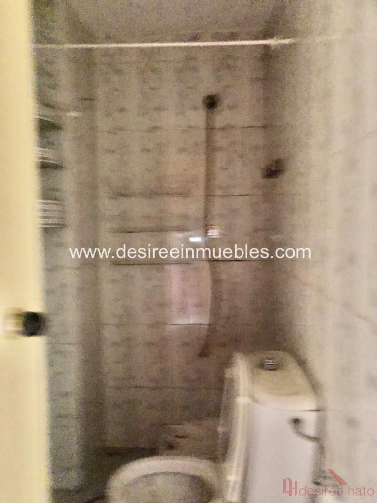 For rent of commercial in Valencia