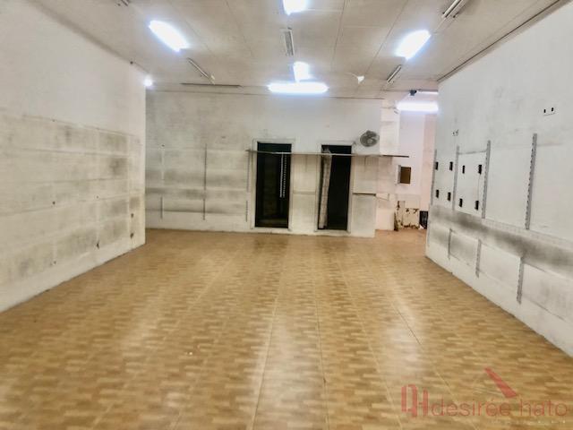 For rent of commercial in Valencia