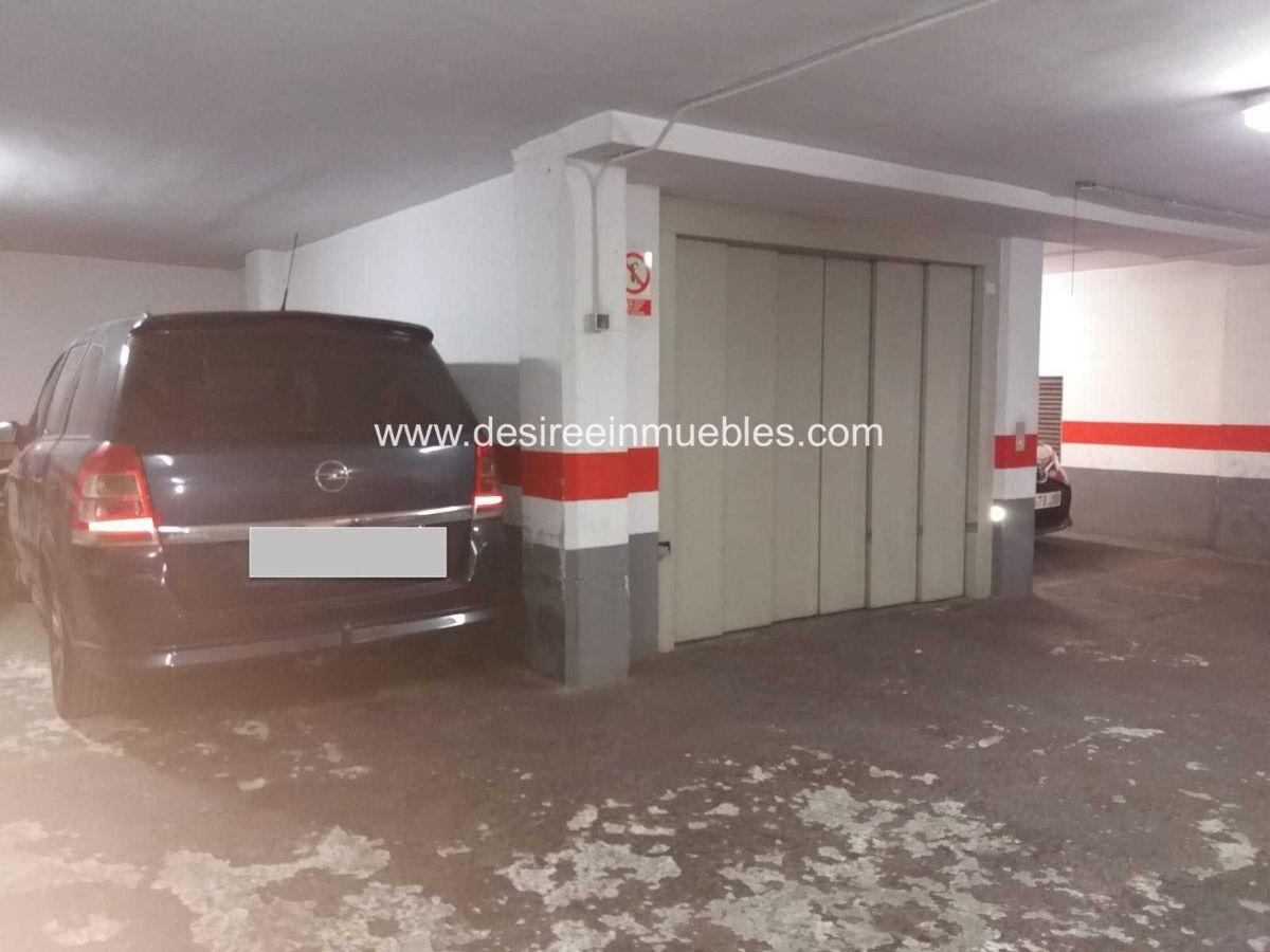 For sale of garage in Valencia