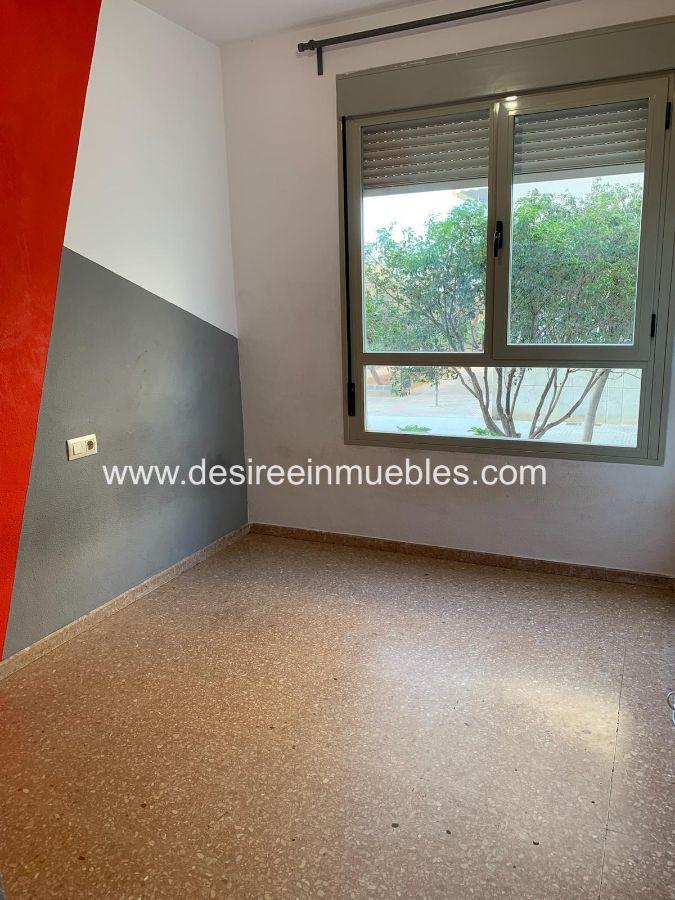 For sale of flat in Paterna