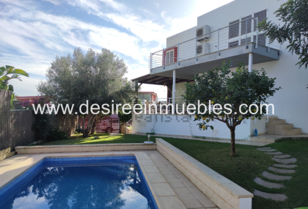 For sale of house in Chiva