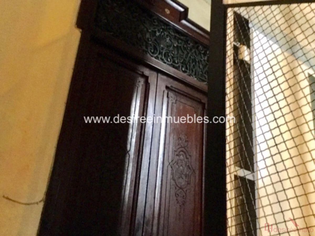 For sale of office in Valencia