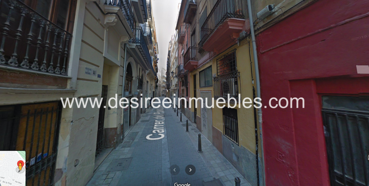 For sale of commercial in Valencia