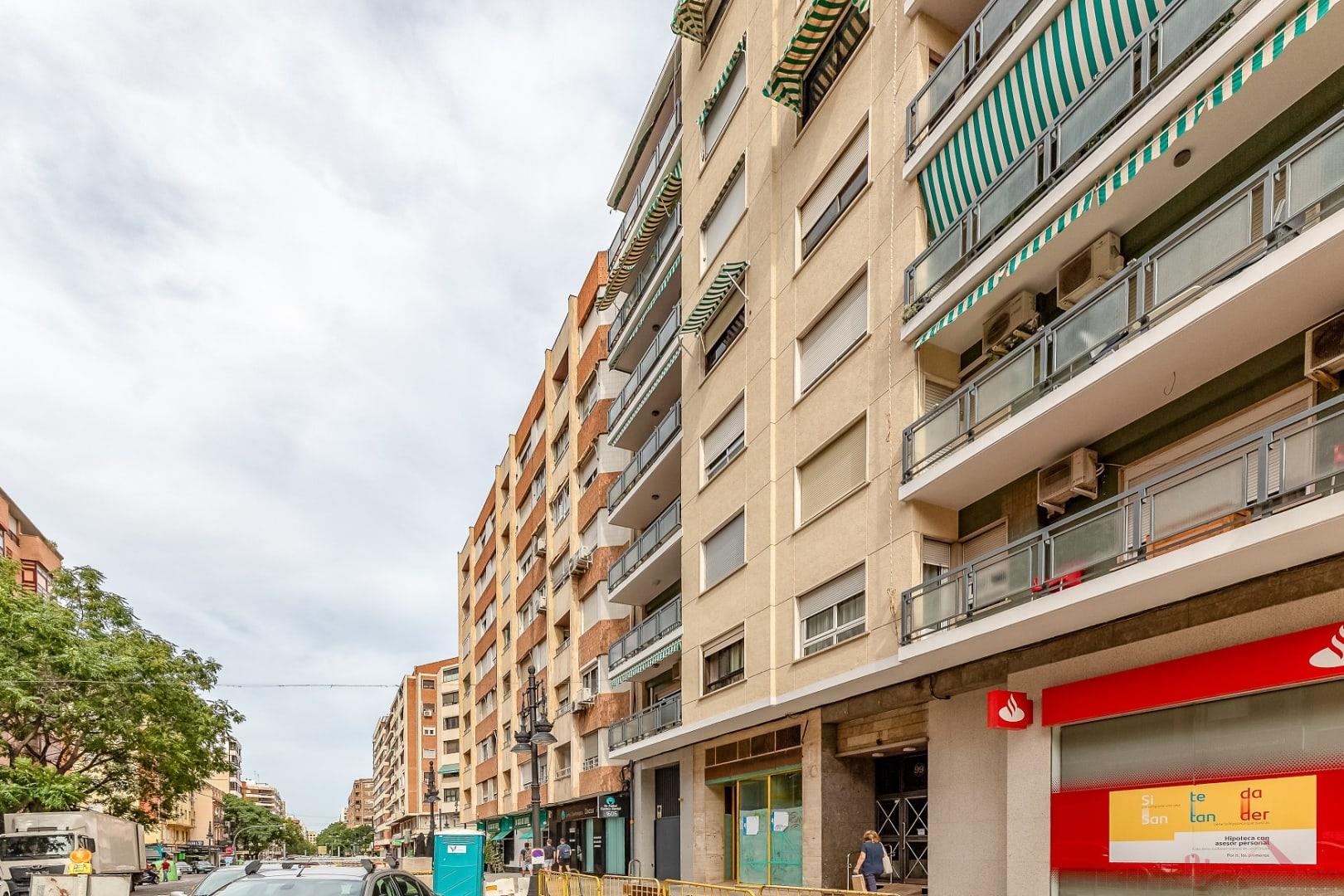 Verkoop van commeriéel lokaal in Valencia