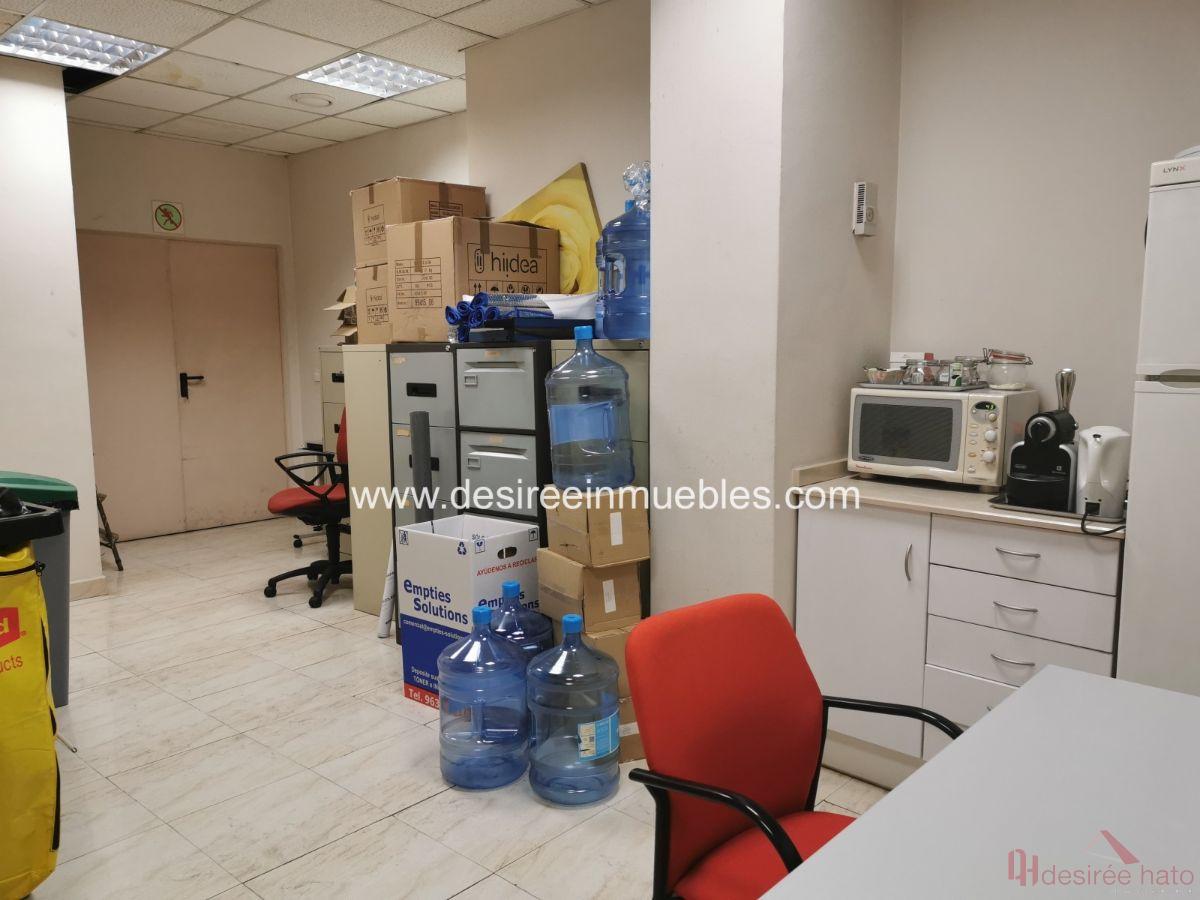 بيع من محلي في Valencia