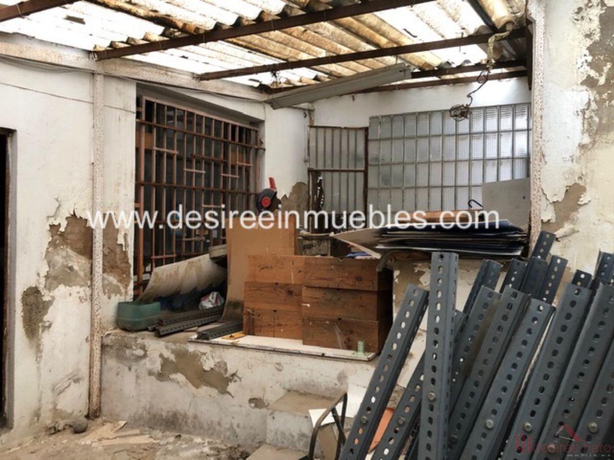 For sale of office in Valencia