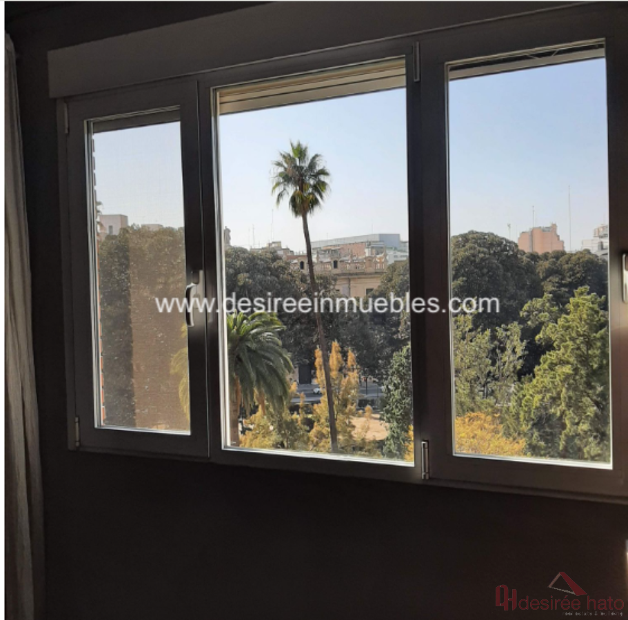 For sale of flat in Valencia