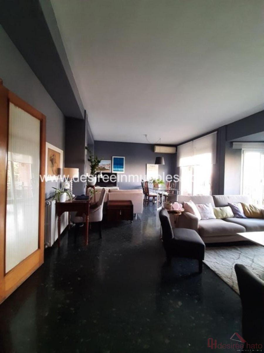 For sale of flat in Valencia