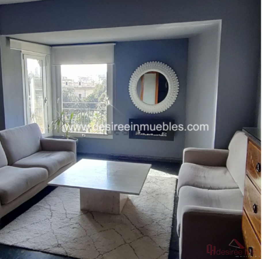For sale of flat in Valencia