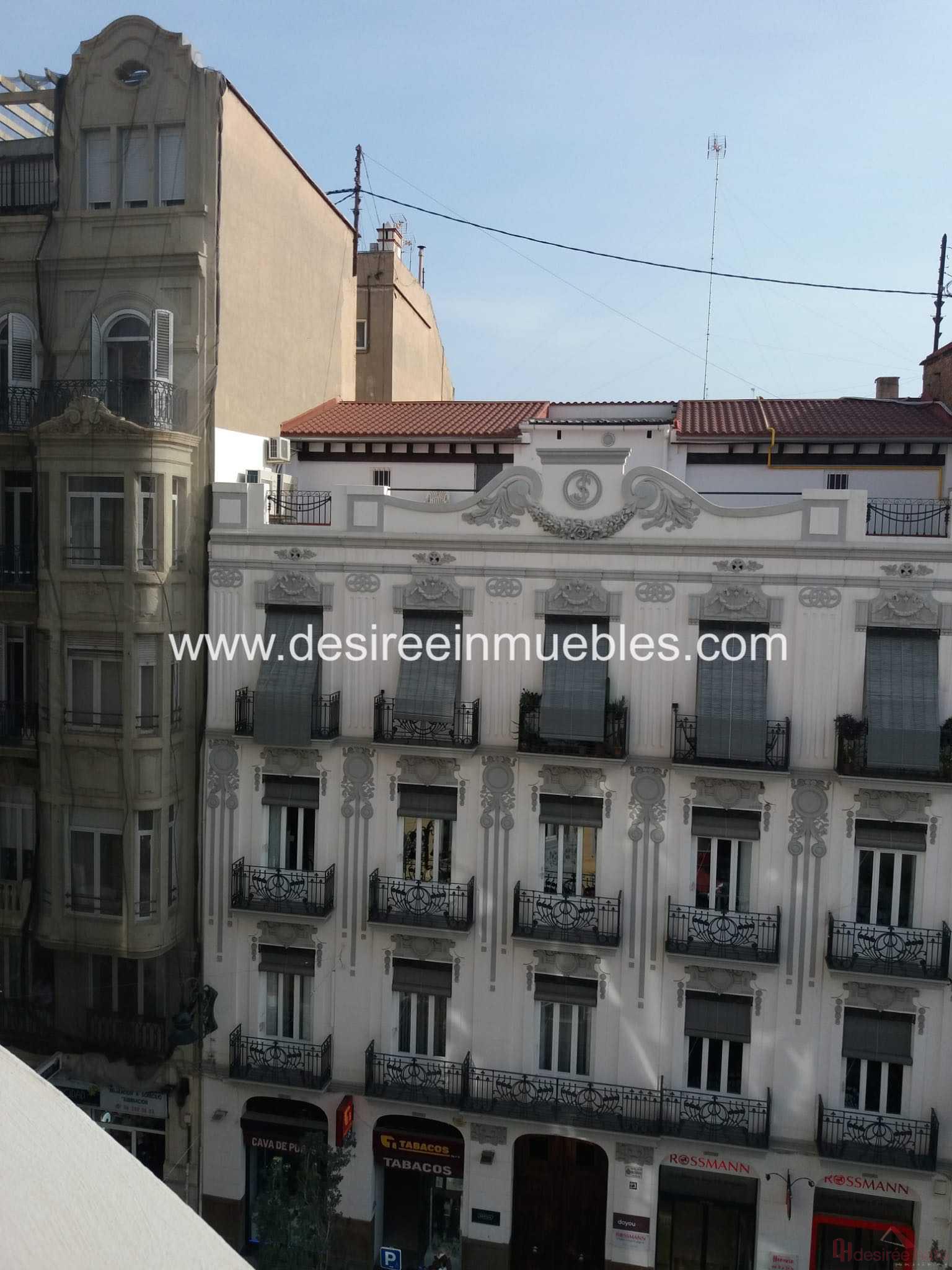 For sale of flat in Valencia