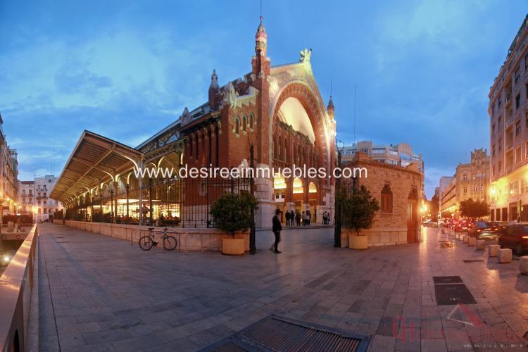 For sale of flat in Valencia