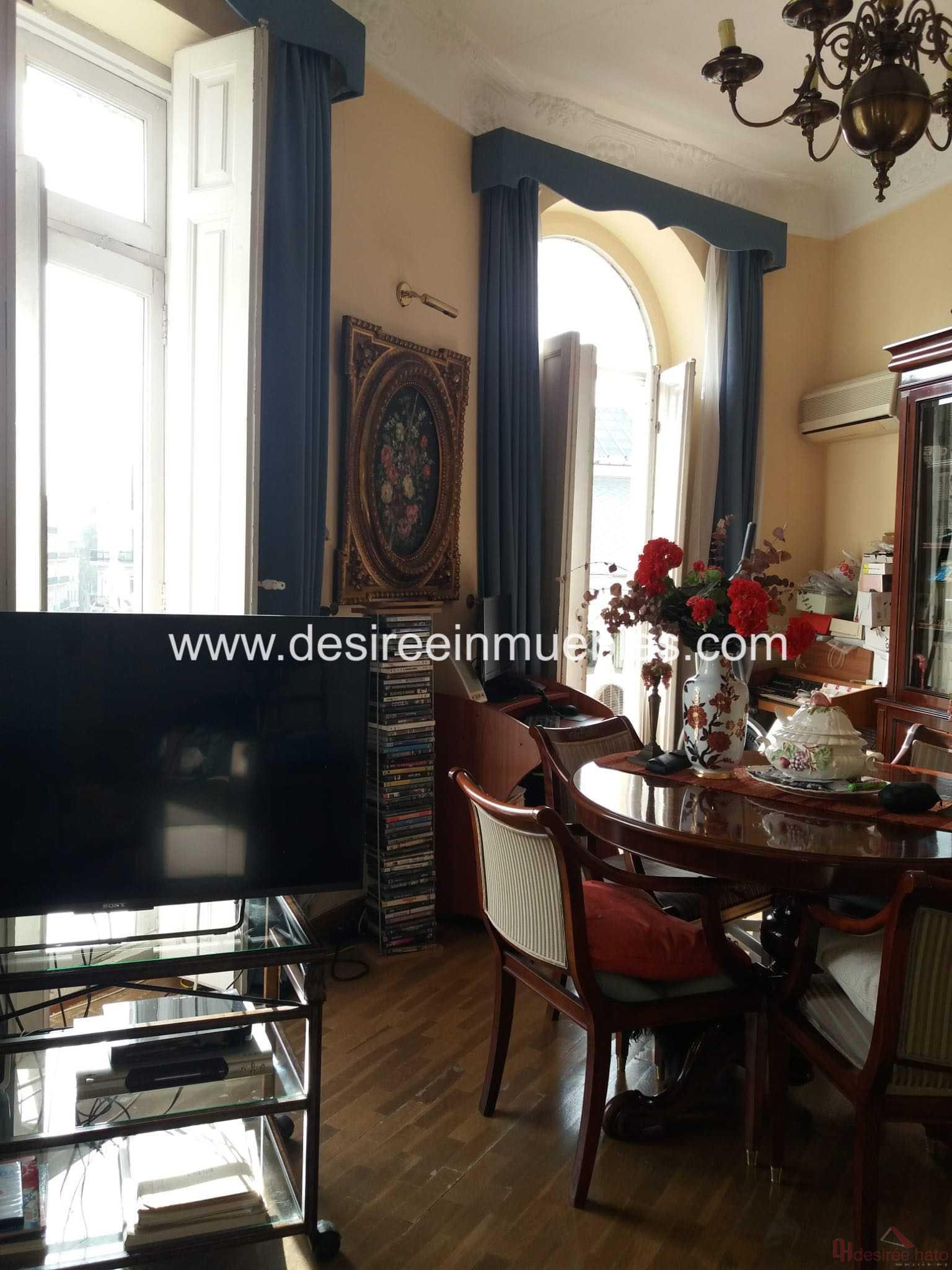 For sale of flat in Valencia