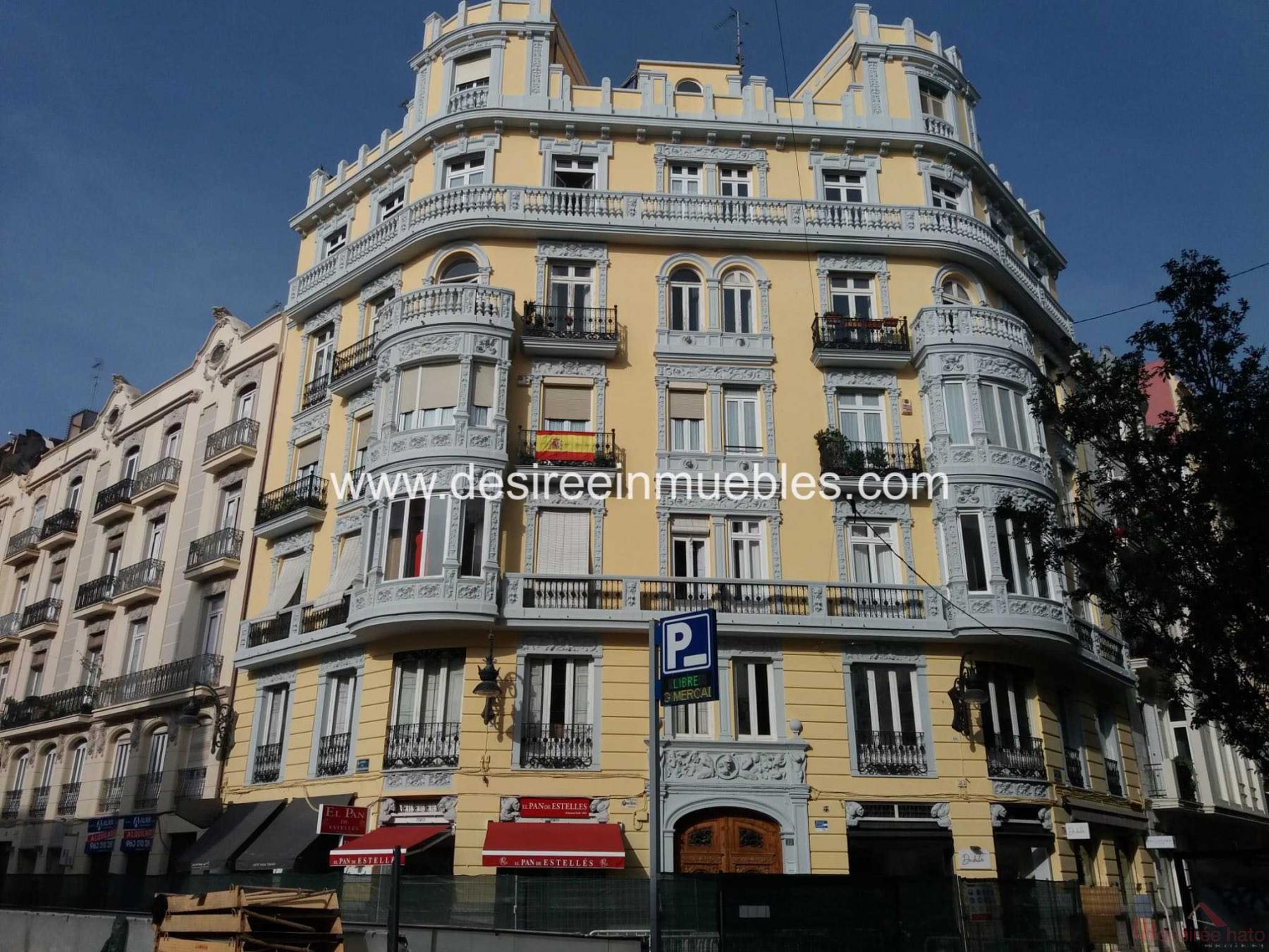 For sale of flat in Valencia