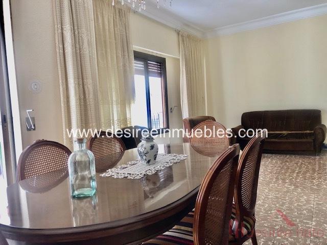 For sale of flat in Valencia