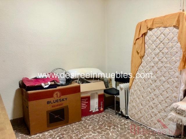 For sale of flat in Valencia